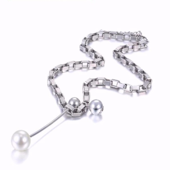 Trendy Imitation Pearl Silver Fashion Necklace - Picture 2 of 4